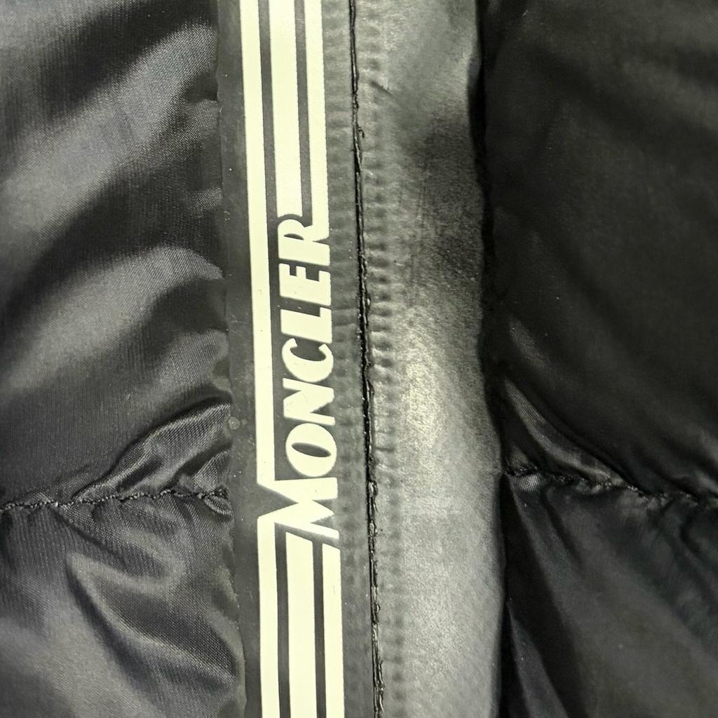 Used MONCLERDown Jacket Black/black Nylon Mens