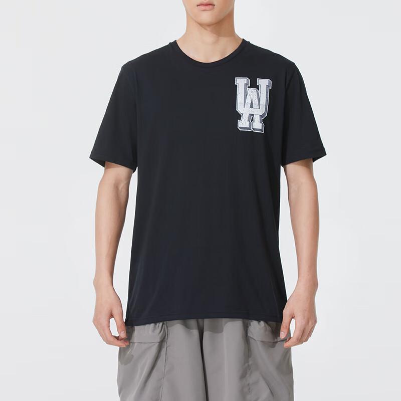 

Under Armour Men s Summer Short-Sleeve T-shirt 1382832-002 XL