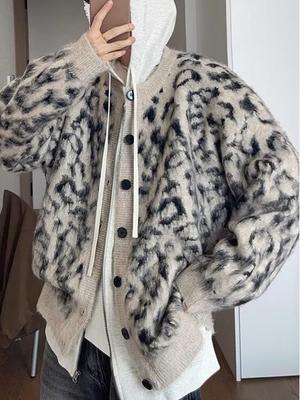 Unisex Heavyweight Leopard Print Street Style Pullover Sweater - American Retro Casual Loose Knitwear, Round Neck, Button Cardigan