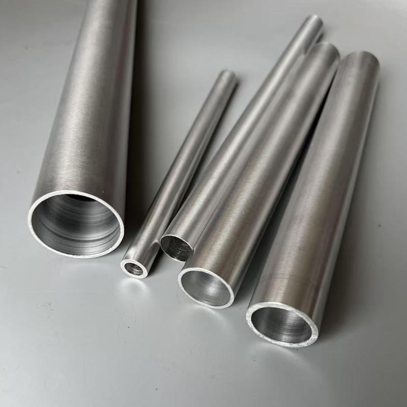 Tubo de alumínio de aviação 7075 Tubo de liga de alumínio Material super duro de alta precisão Para tendas Bastões de caminhada DI 5 a DI 30mm