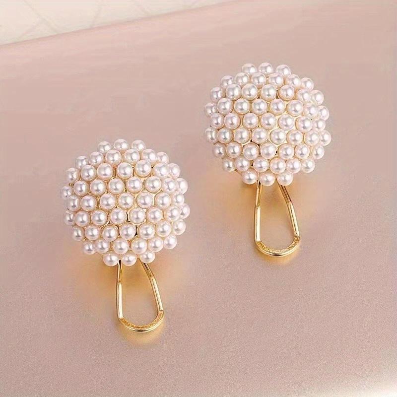 Creativo, alla moda, design lucido, nuovi orecchini a clip popolari, orecchini di lusso, occasioni feste… Altro