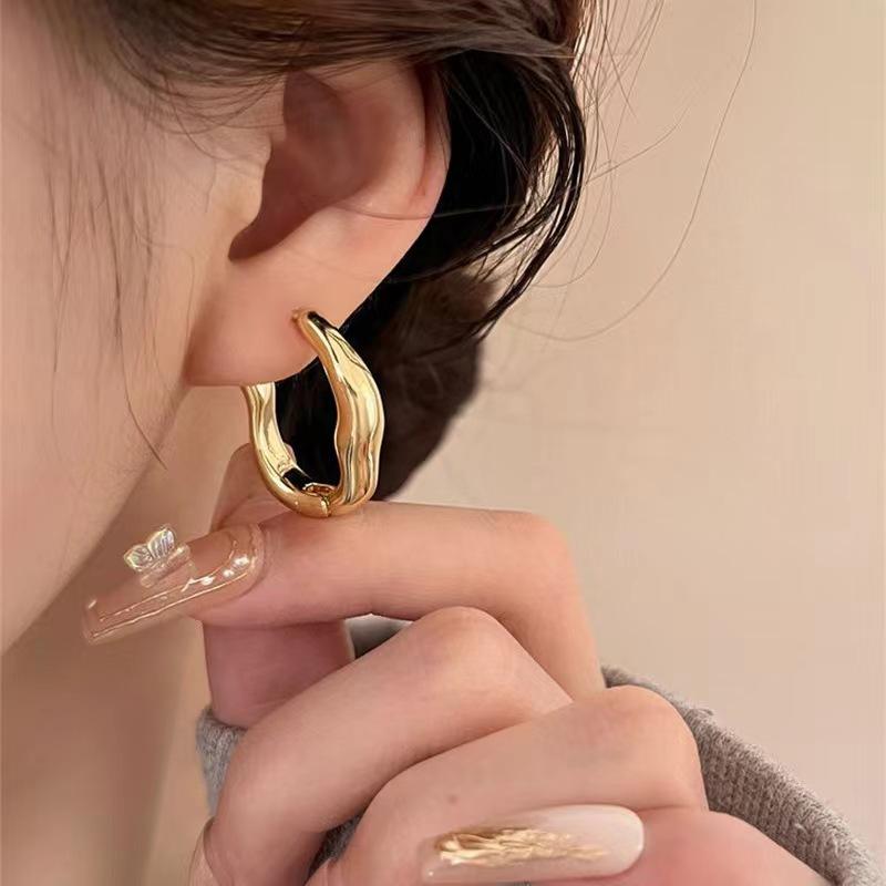 Geometric Irregular U-shaped Earrings for Women, Simple and Stylish Earrings