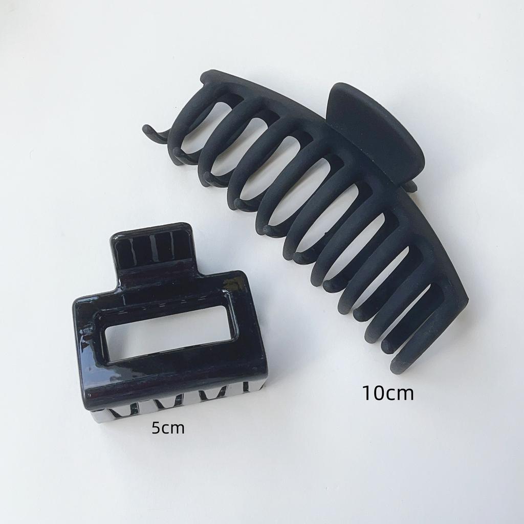 2 Pack 4.3 Inch Large Hair Clips Neutral Color Hair Claw for Women Thin Thick Curly Hair Matte Claw Clips Strong Hold Jaw Clip