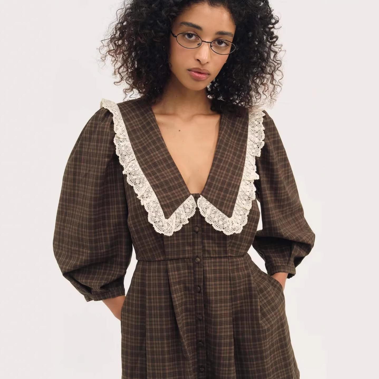 European V-neck Lace Patchwork Dress - Sweet & Slimming Mid-length Sleeves Large коричневый