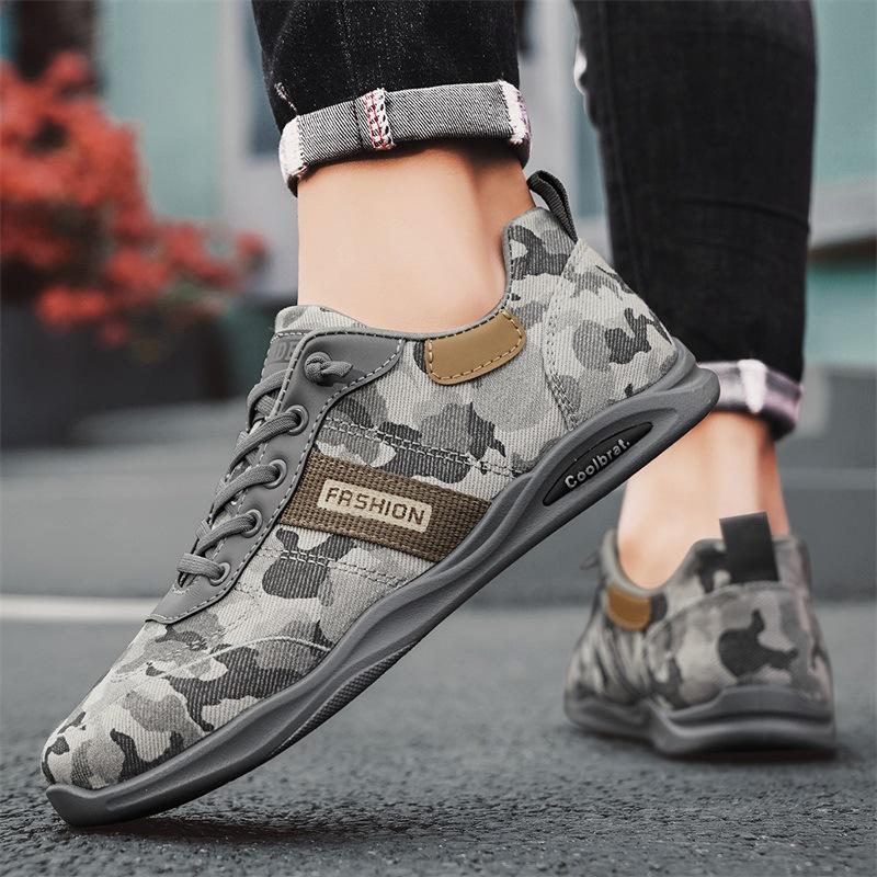 2025 new summer breathable ice silk men's shoes camouflage personality trend student soft sole casual sports men's shoes
