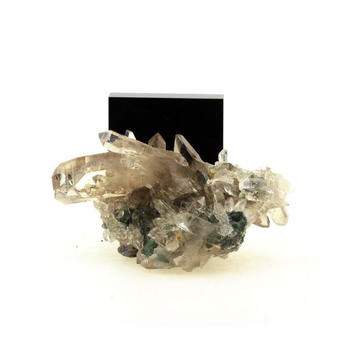 Pierres et Minéraux. Quartz fumé + Chlorite. 451.15 ct. Les Deux Alpes, Oisans, Isère, France.