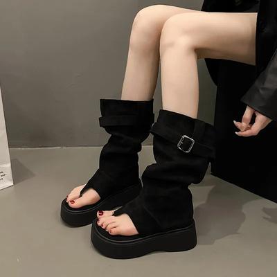 Mode Damenstiefel Offene Zehen 2024 Frühling und Herbst Saison Neu Outdoor Mode Fischgrätenmuster Mittelhoher Absatz Koreanisches Design Damen Sandalen