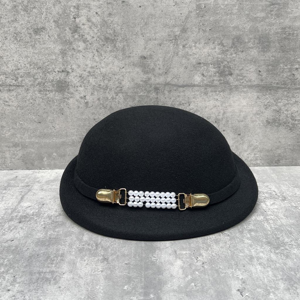 Blogger With Pink Wool Pearl Pot Hat Feminine Elegance Temperament Top Hat French Woolen Beret