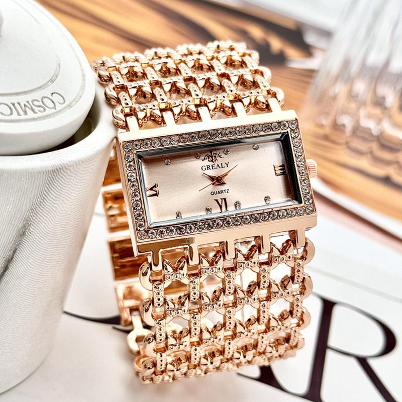 Fashionable Women's Square Quartz Watch - New Custom Design