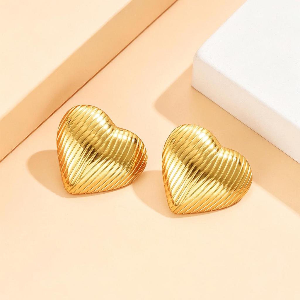 Elegant Heart-Shaped Stripe Texture Stainless Steel Earrings, 18K Gold Plated