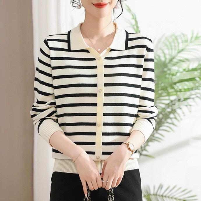 Thickened Knit Sweater for Middle-Aged Women: Stylish Autumn/Winter Pullover