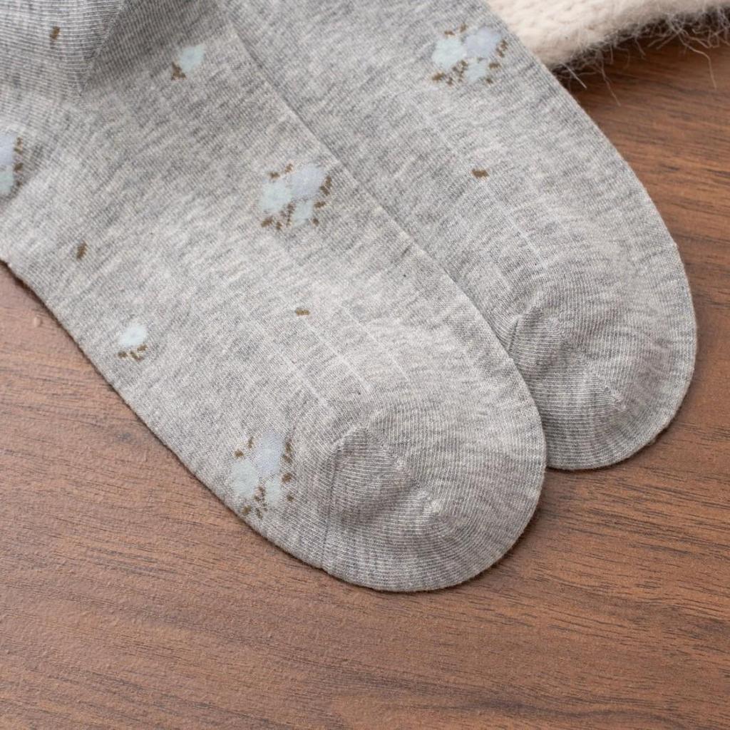 2025 Spring/Autumn Women's Japanese Style Floral Bow Cotton Mid-Calf Socks - Cute College Style for Autumn/Winter