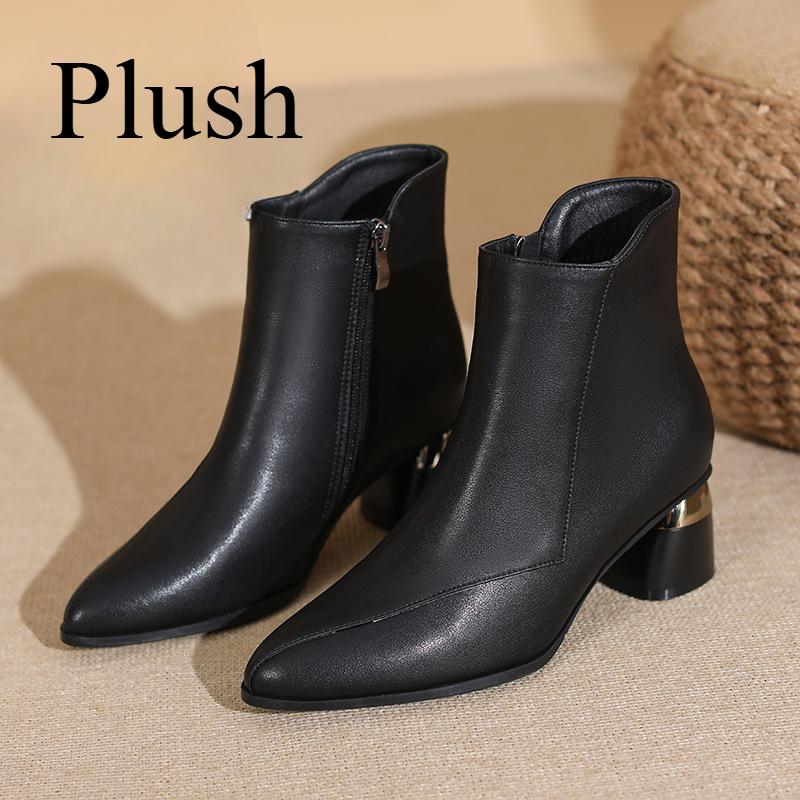 New French Short Boots Women's Spring and Autumn British Style Thick Heel Pointed Middle Heel Leather Boots