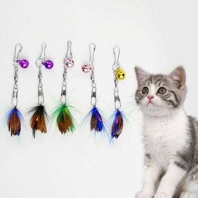 1 Feather Bell Toy for Fishing Rod (random Color)