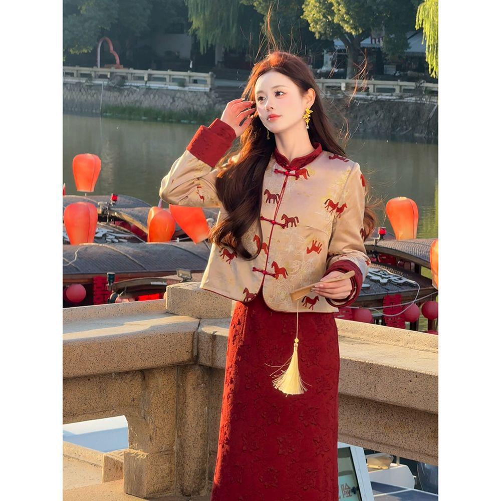 

2025 Women s Red Qipao Jacket and Skirt Set for Winter Engagement and Weddings M (for 95-105 jin)