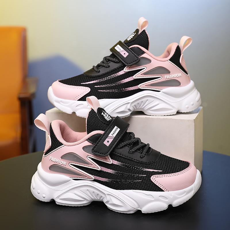 Factory direct supply, new children's running shoes, classmates, sports shoes, boys and girls mesh breathable mesh shoes