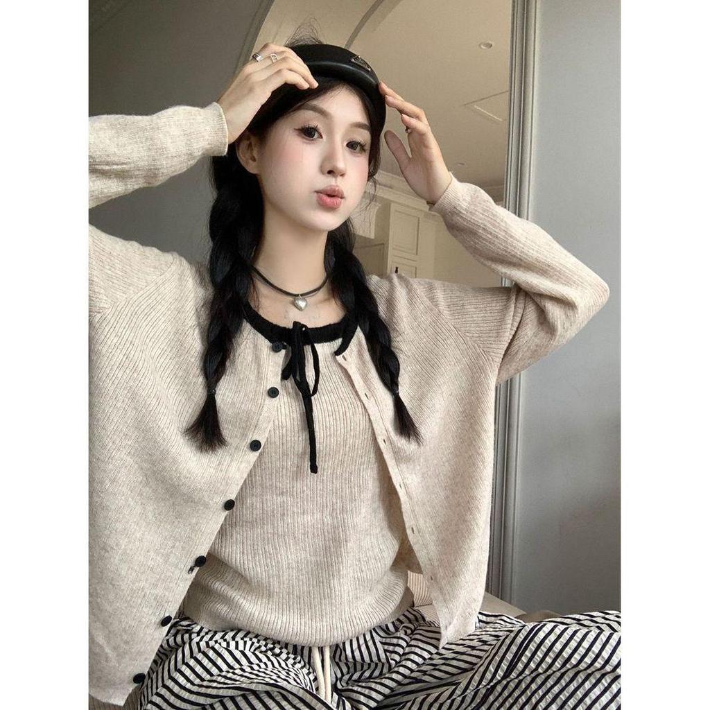 Korean Style Autumn Two-Piece Set: Color Block Cardigan & Tie-Up Camisole Vest