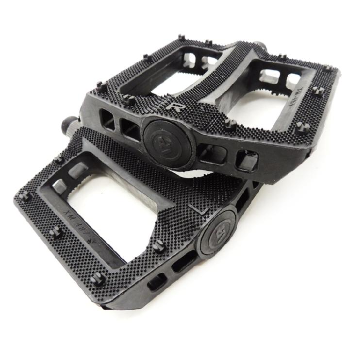 Plastic Bicycles Wide Pedals Light Weight Hollow Bicycles Platform Pedals Replacement Wide Thick Cycling Pedals