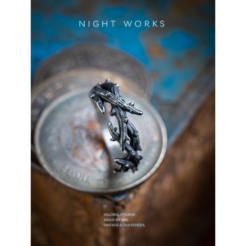 

Night Works Bear Humiliation and Bear Weight Fashion Retro Black Distressed Thorn Ring Male and Female Large Size Dark Rock Endure and Bear Burdens (Guhei) Us Size 7