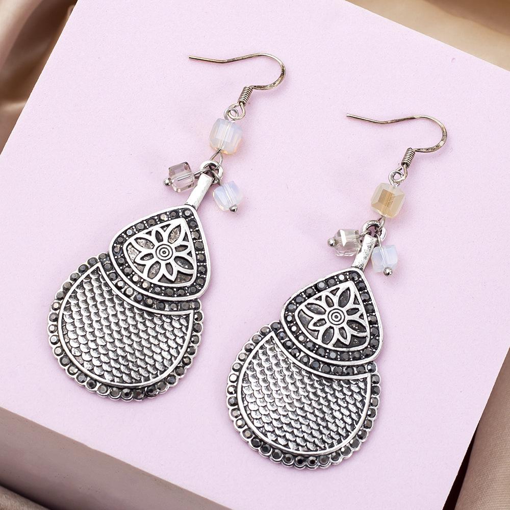 

Gourd-Shaped Alloy Teardrop Earrings with Inlaid Diamonds and Fish Scale Pattern - Retro Fashion for Women античная золотой
