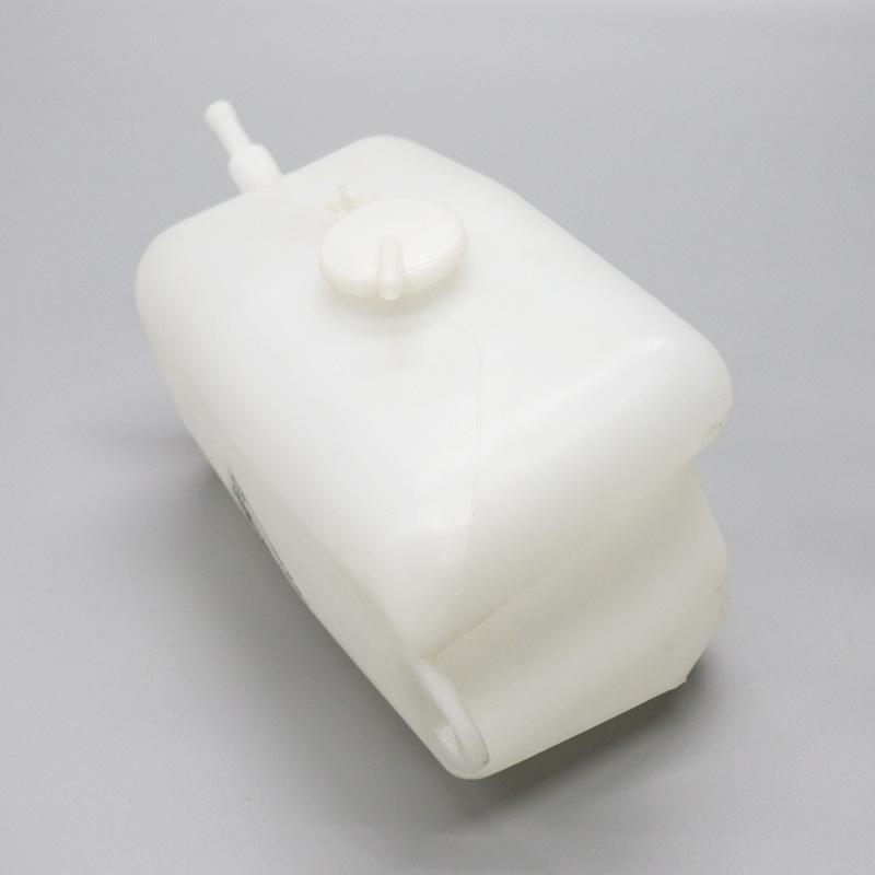 Jiangling Baodian Baowei Landwind Auxiliary Expansion Water Tank for Qingling Pickup