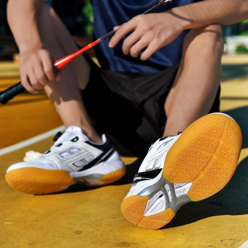 Spring and Summer New Badminton Shoes Beef Tendon Sole Volleyball Shoes Male and Female Students Sports Shoes Table Tennis Shoes