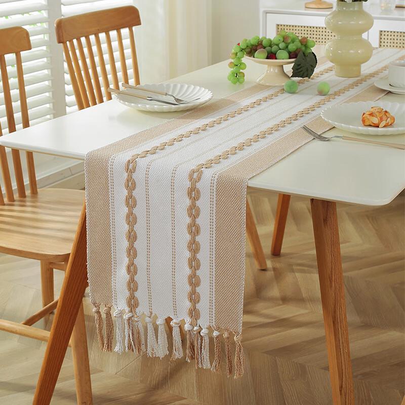 Nordic 3D Floral Cotton Linen Table Runner