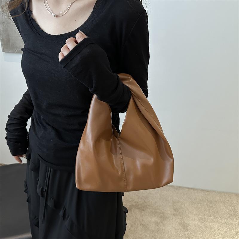 Handbag Handbag Casual Niche Design Personalized New Style Bag for Girls Commuting Pleated Bucket Bag
