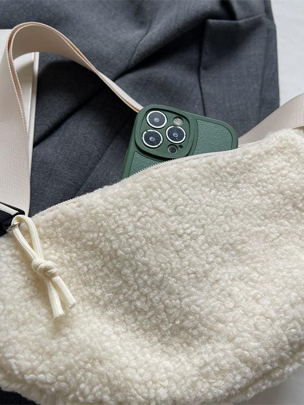 Lambswool Plush Crossbody Bag: 2026 Winter Versatile Small Chest Bag for Women In Solid Colors