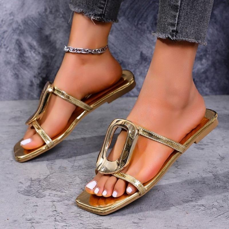 Fashion 2025 Ladies Shoes Open Toe Women's Slippers Fashion Outdoor Metal Decoration Summer Plus Size Light Best Seller Flat Slippers