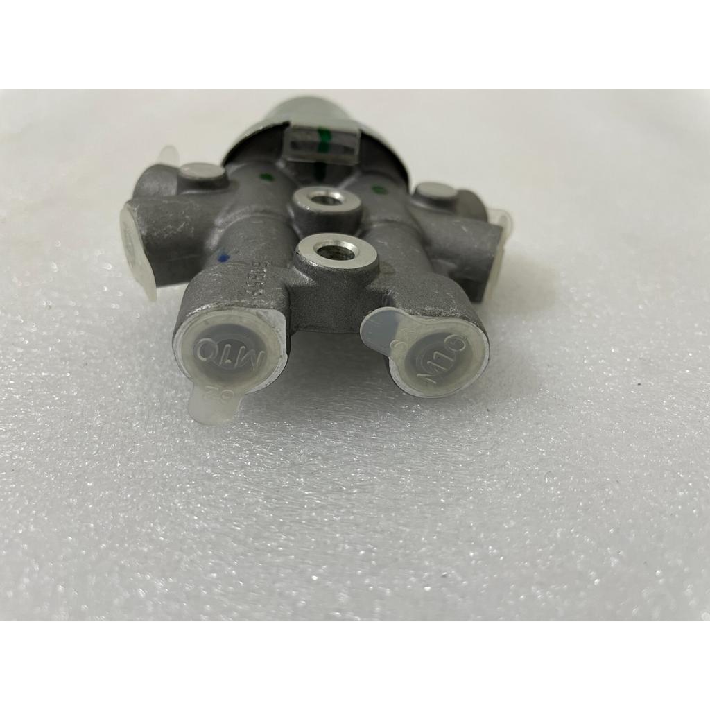 OEM Suzuki Baleno Cultus Brake Proportioning Valve Kraft Verteiler Bosch |Fit