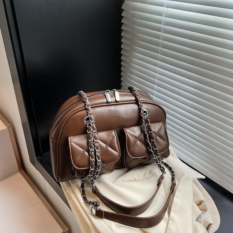 Rhombus chain bag women's new niche design shoulder armpit bag high-end commuter pillow bag