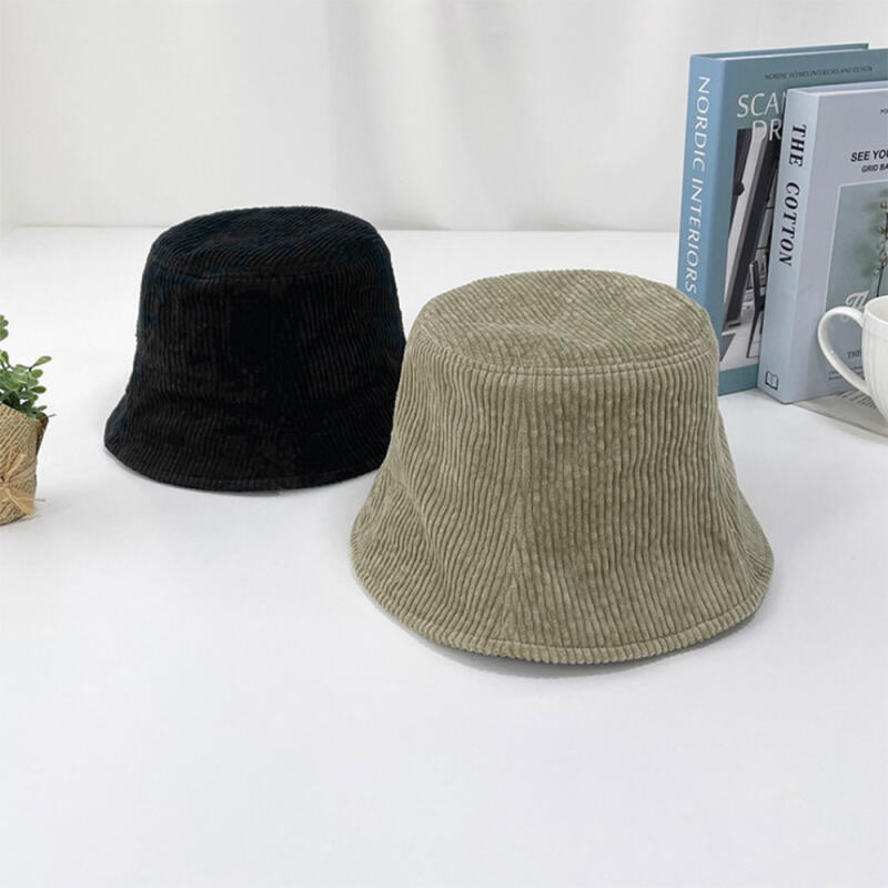 Long-eared women s flared hat with golden beanie black