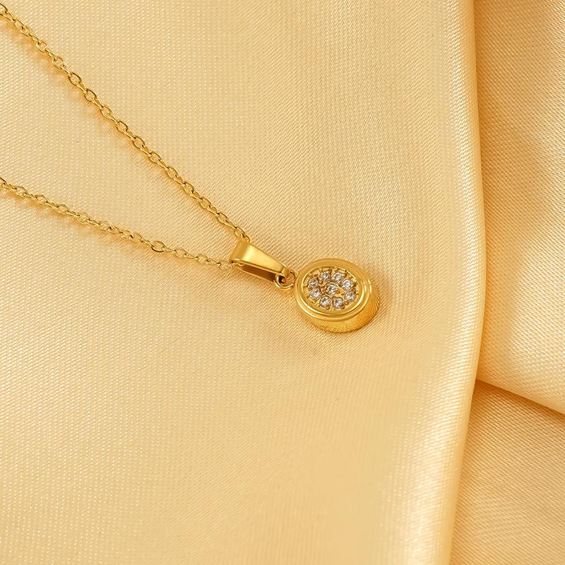 Solid Simple Geometric Premium Sense Zircon Medieval Oval Necklace Titanium Steel Gold Plated Non-Allergy Ladies