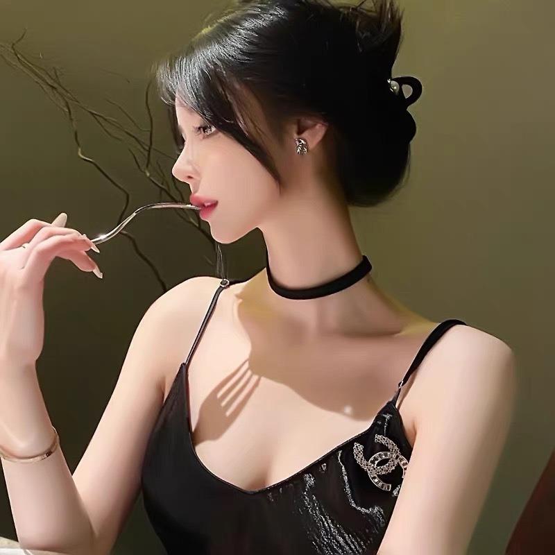 Gothic Black Velvet Choker Necklace Adjustable Rope Women Girl Kpop Jewelry Accessories for Party Gift