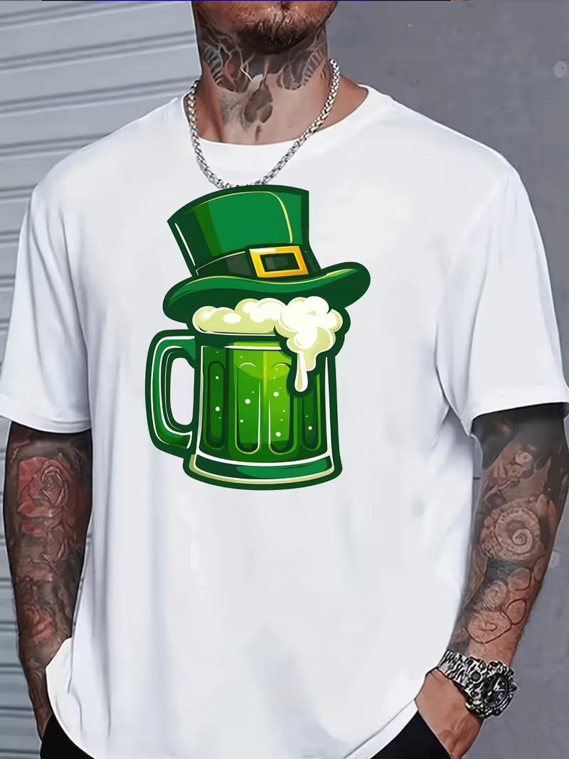 Classic Casual Green Beer Mug with Leprechaun Hat Design T Shirt Men s M