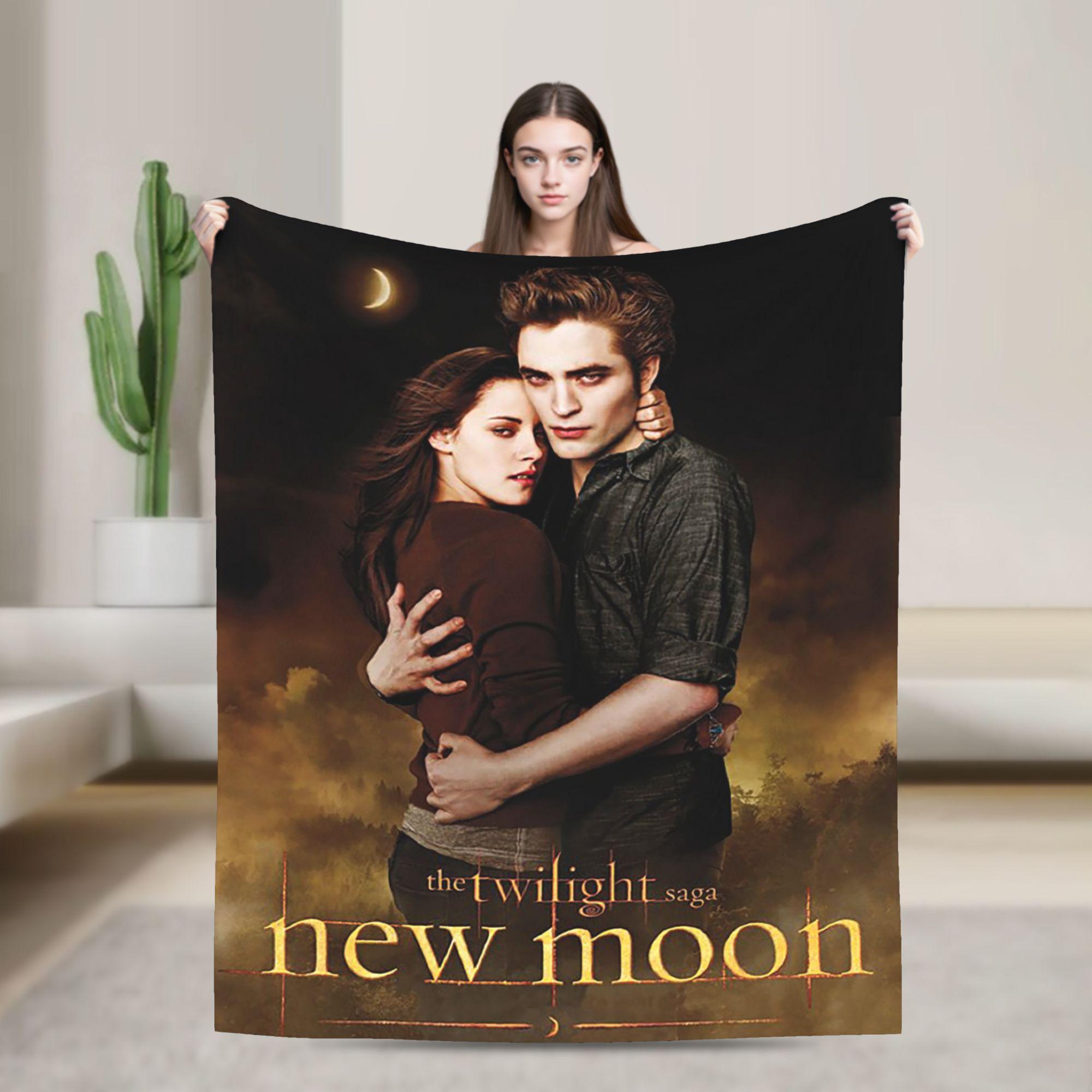 The Twilight Saga New Moon Blanket Flannel Summer Edward Bella Portable Warm Throw Blankets for Bedding Bedroom Bedspreads 75X95CM