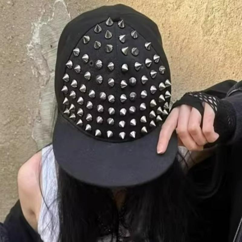 New Vintage Hip Hop Y2K Baseball Cap Sliver Rivet Duck Tongue Driver Caps Punk Ghotic Street Dance Flat Edge Skull Baseball Caps