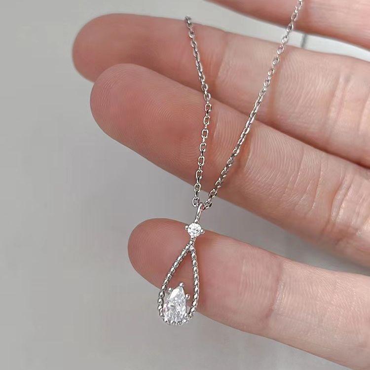 Collares Para Mujer Shining Water Drop Pendant Necklace For Women Minimalist Waterdrop Chain Choker Wedding Party Jewelry