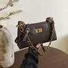 Retro simple new messenger bag spring and summer new women's shoulder bag commuter chain versatile portable