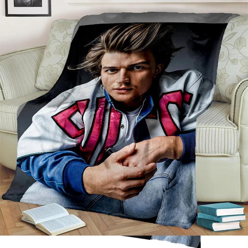 Joe Keery Actor 3D Printing HD Blanket,Soft Throw Blanket for Home Bedroom Bed Sofa Picnic Travel Office Rest Cover Blanket Kids
