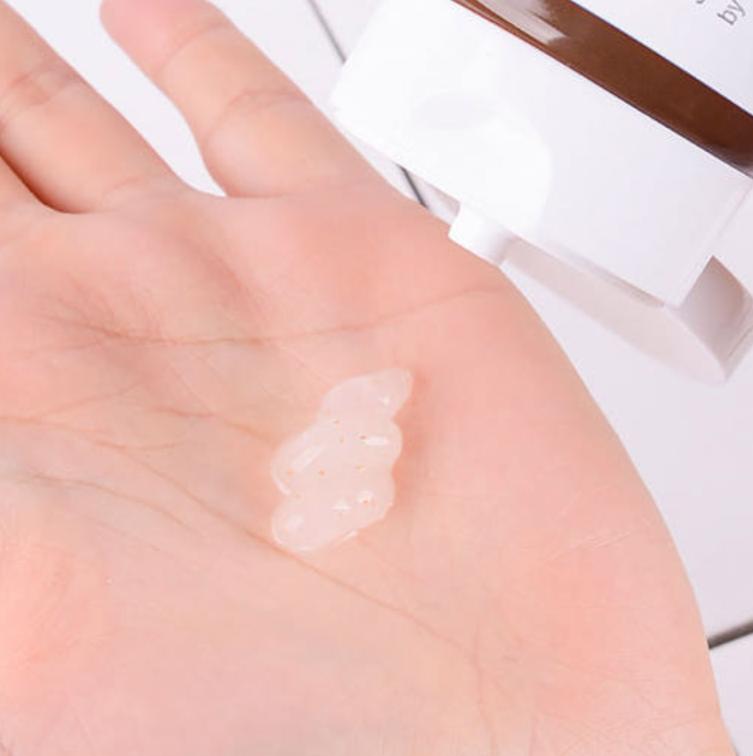Jigott Black Snail Peeling Gel – Gentle Exfoliator for Smooth & Radiant Skin