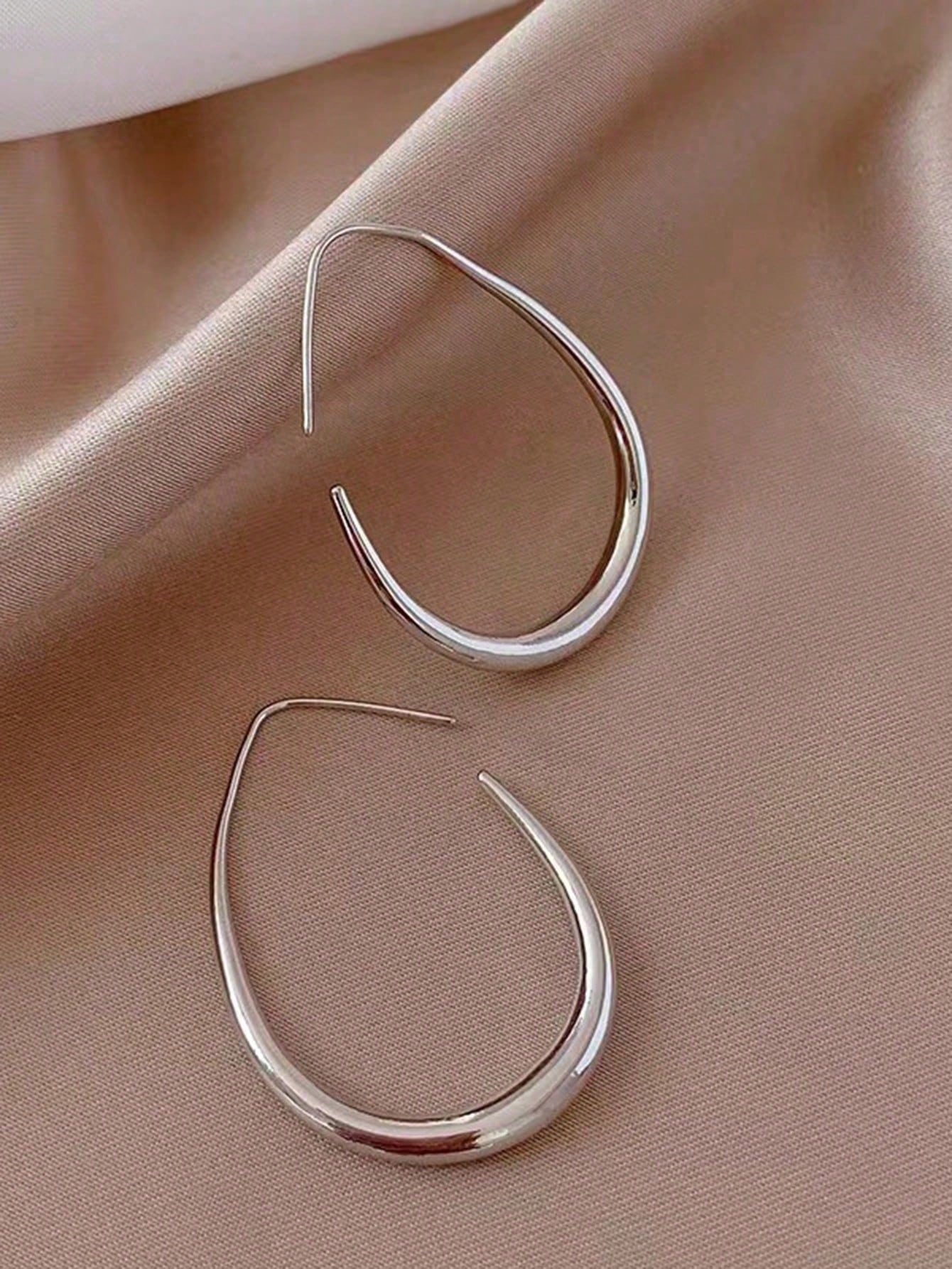 

1pair Simple U-Shaped Hoop Earrings For Women Elliptical Large Earrings, Women s Minimalist Earrings, Personalized
