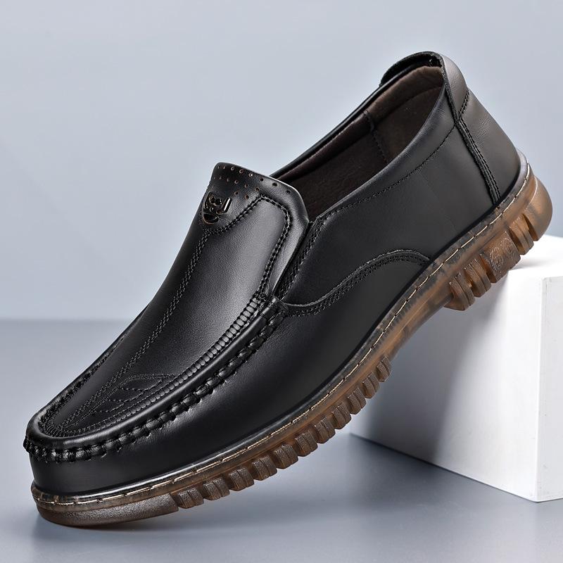 Fashion British Platform Non-slip Men's Loafers Spring Autumn Soft-soled Casual Driving Shoes Designer Solid Color Men Cow Leather Shoes