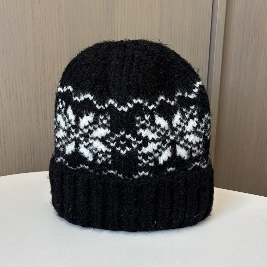 Japanese Retro Jacquard Wool Hat Women'S Warm Ear Protection Knitted Hat Versatile Warm And Cold-Proof Pullover Hat