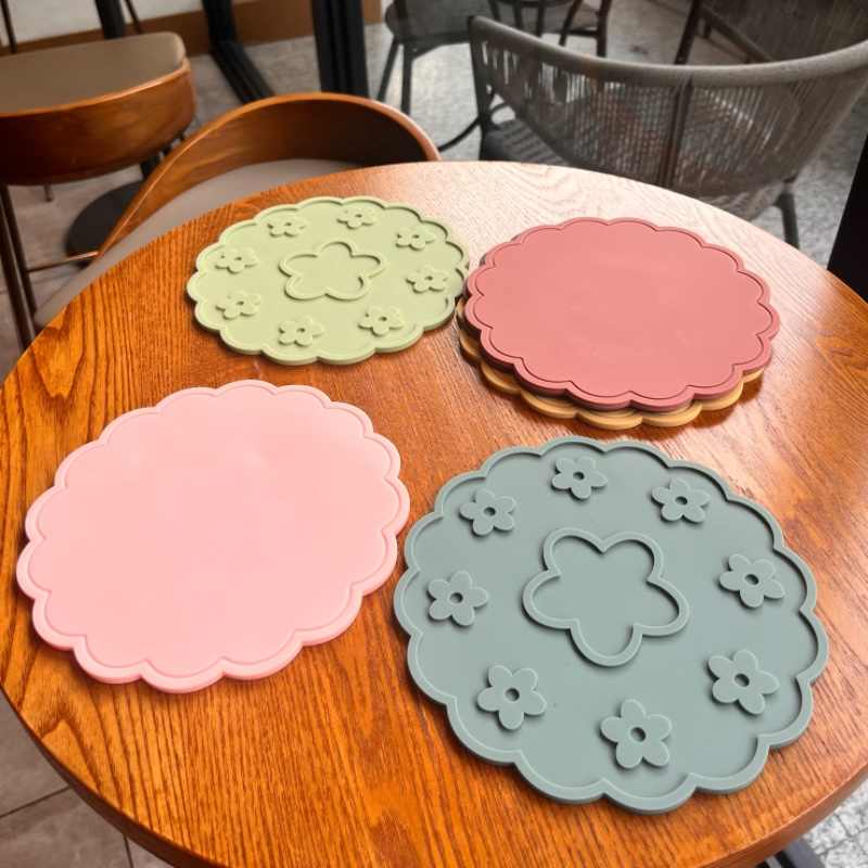Silicone Coasters Flower Heat Insulation Antiskid Drink Cup Mats Waterproof Pot Bowl Pad Table Protector Drinkware Decoration