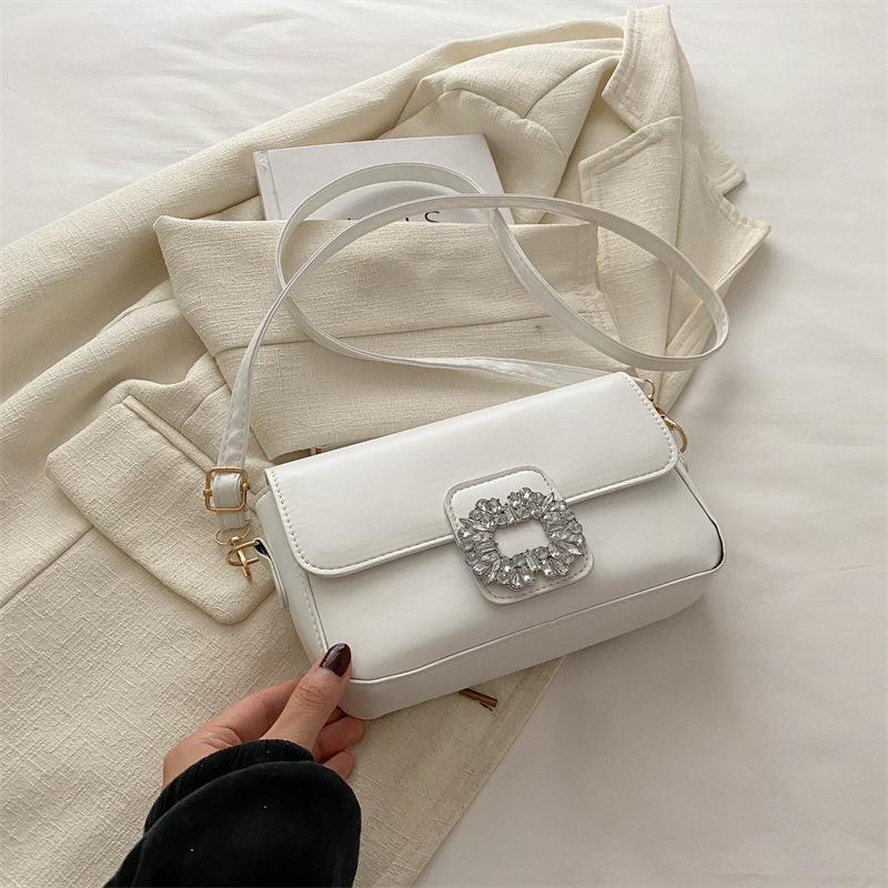 

This year s popular bag 2024 casual simple square bag casual shoulder bag summer new simple fashion messenger bag білий