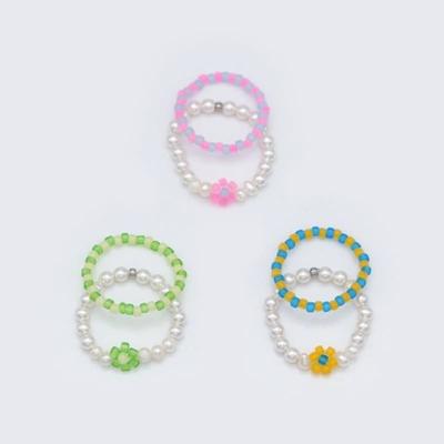 BONBEAU Refresh Blumenperlen Perlenring Blumenperle Süßwasserperle Mehrlagiges Ring-Set