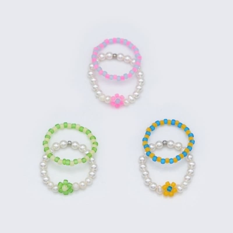 

BONBEAU Refresh Flower Beads Pearl Ring Flower Bead Freshwater Pearl Layered Ring Set Yellow Blue