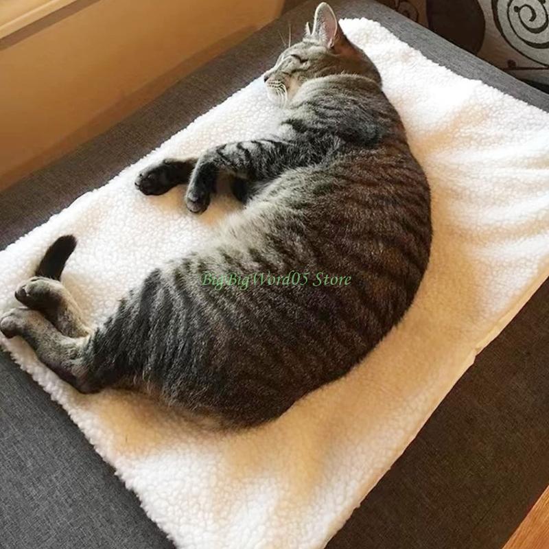 24TE Cats Bed Mats Anti-Skid Doggy Bed Mats Self Heating Mats Foldable Cushion Pad for Small Dog Dog Sleeping Thermal Mats